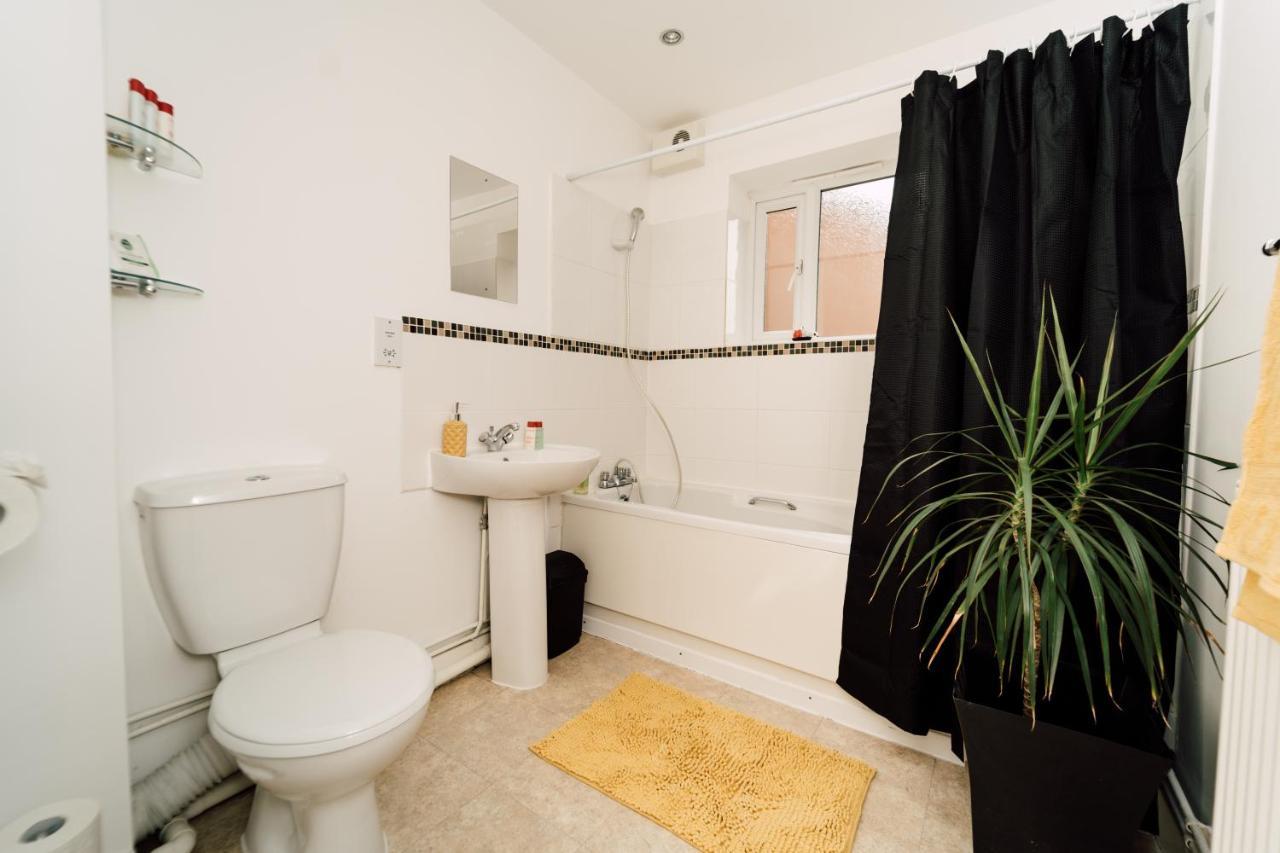 Contractor Stays I Long Stay Offer I Gated Parking I Wifi I Workspace I Pride Apartments Derby Esterno foto