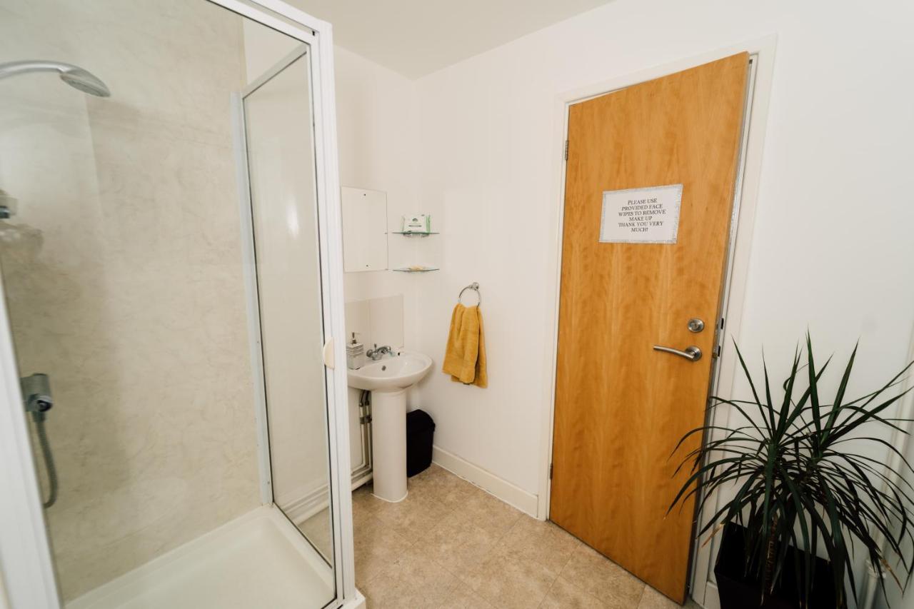 Contractor Stays I Long Stay Offer I Gated Parking I Wifi I Workspace I Pride Apartments Derby Esterno foto