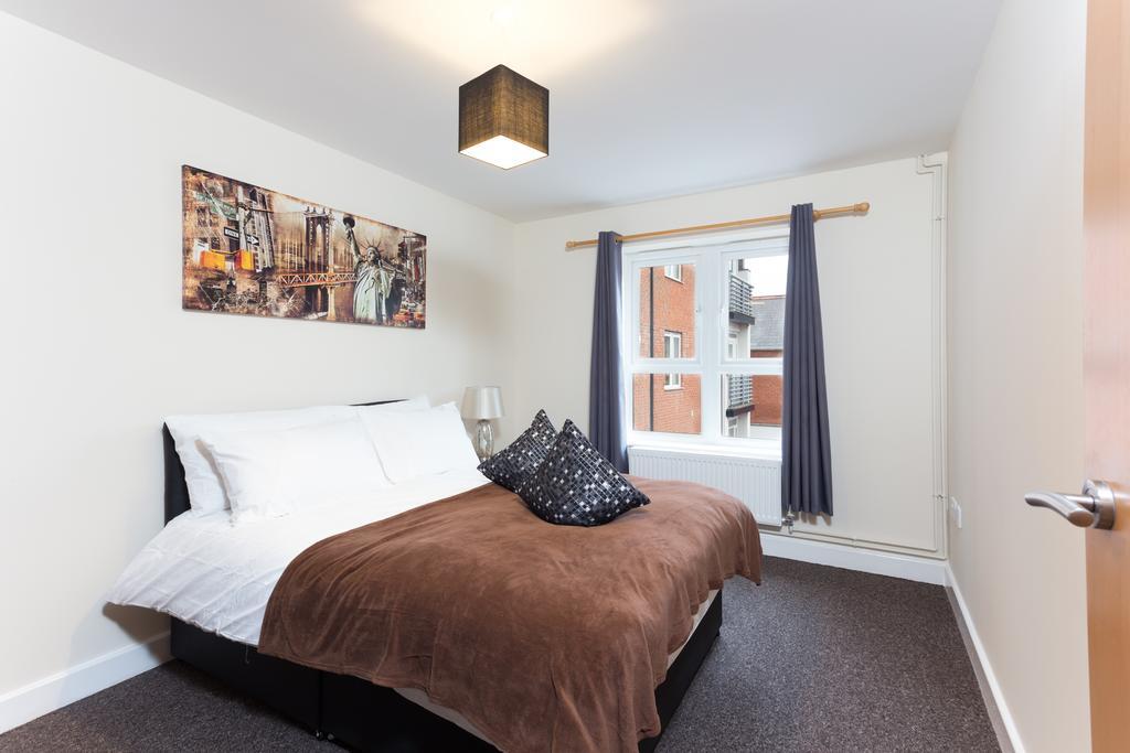 Contractor Stays I Long Stay Offer I Gated Parking I Wifi I Workspace I Pride Apartments Derby Esterno foto