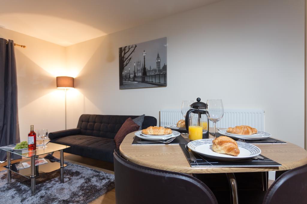 Contractor Stays I Long Stay Offer I Gated Parking I Wifi I Workspace I Pride Apartments Derby Esterno foto